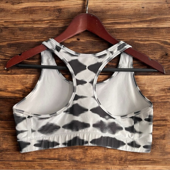 Nike Pro Dri Fit Sports Bra - Picture 5 of 10